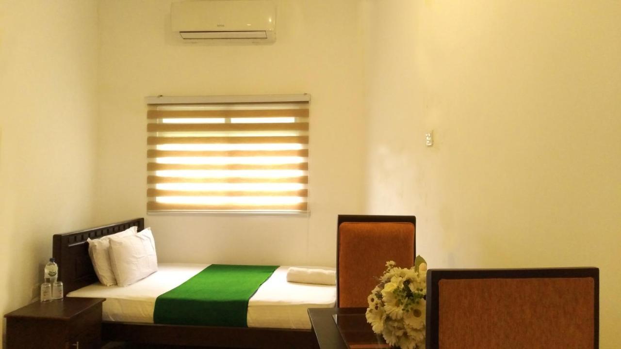 Akoya Pearl Hotel Ratnapura Exterior photo